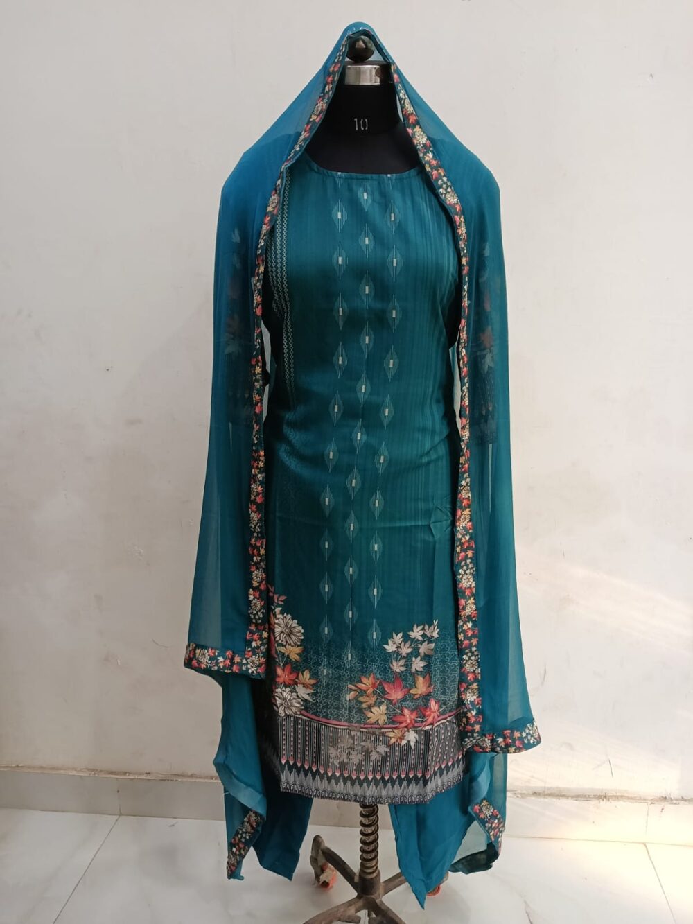 Verdant Elegance – Women's Suit Set (green)