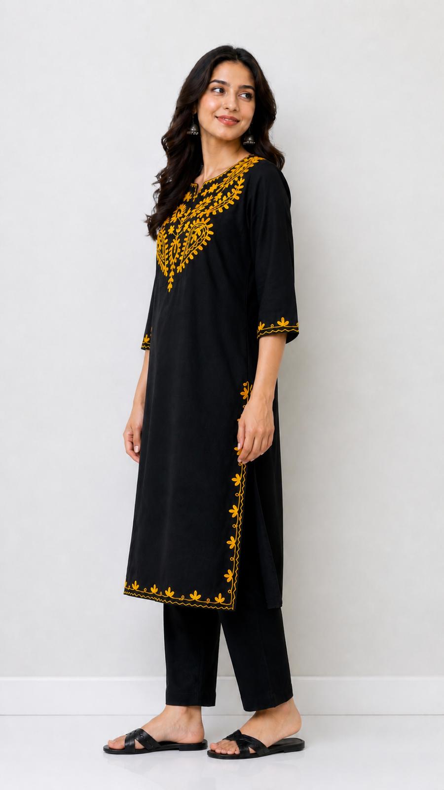 Timeless Ivory / Black Embroidered Kurti - Image 7