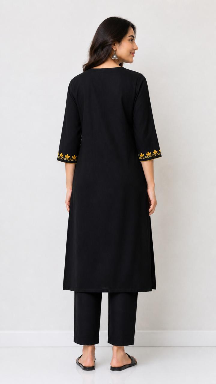 Timeless Ivory / Black Embroidered Kurti - Image 6