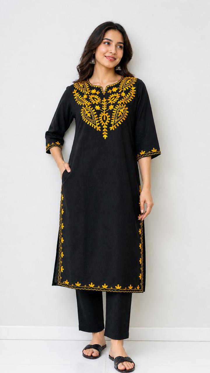 Timeless Ivory / Black Embroidered Kurti - Image 5